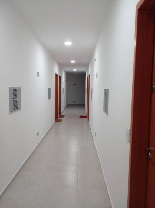Estudio Mobiliado Da Fe Cancao Nova Apto 02