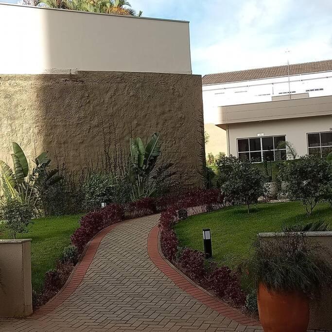 Apartment Estudio Mobiliado Da Fe Cancao Nova Apto 02